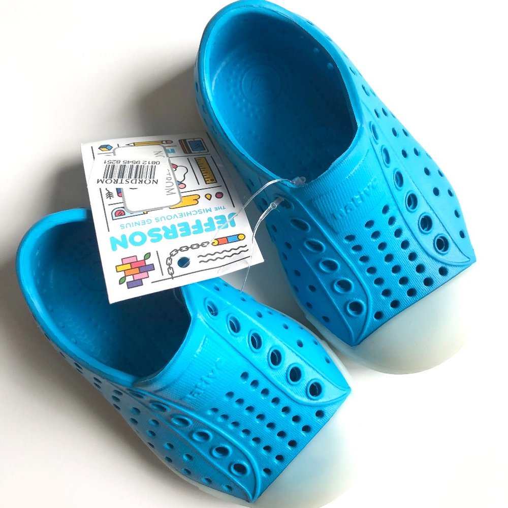 🆕 NATIVE Jefferson Wave Blue Glow Sneakers - C5